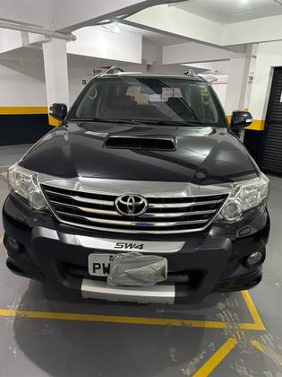 TOYOTA HILUX SW4 3.0 SRV 4X4 16V TURBO INTERCOOLER DIESEL 4P AUTOMÁTICO